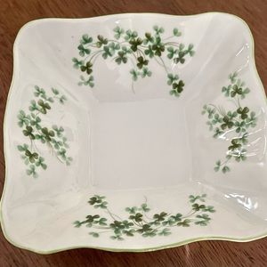 Royal Albert Bone China England Dish, Shamrock